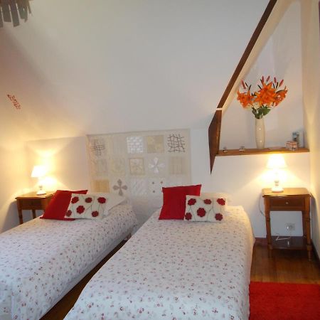 Les Ajoncs Bed & Breakfast Plougrescant Exterior photo